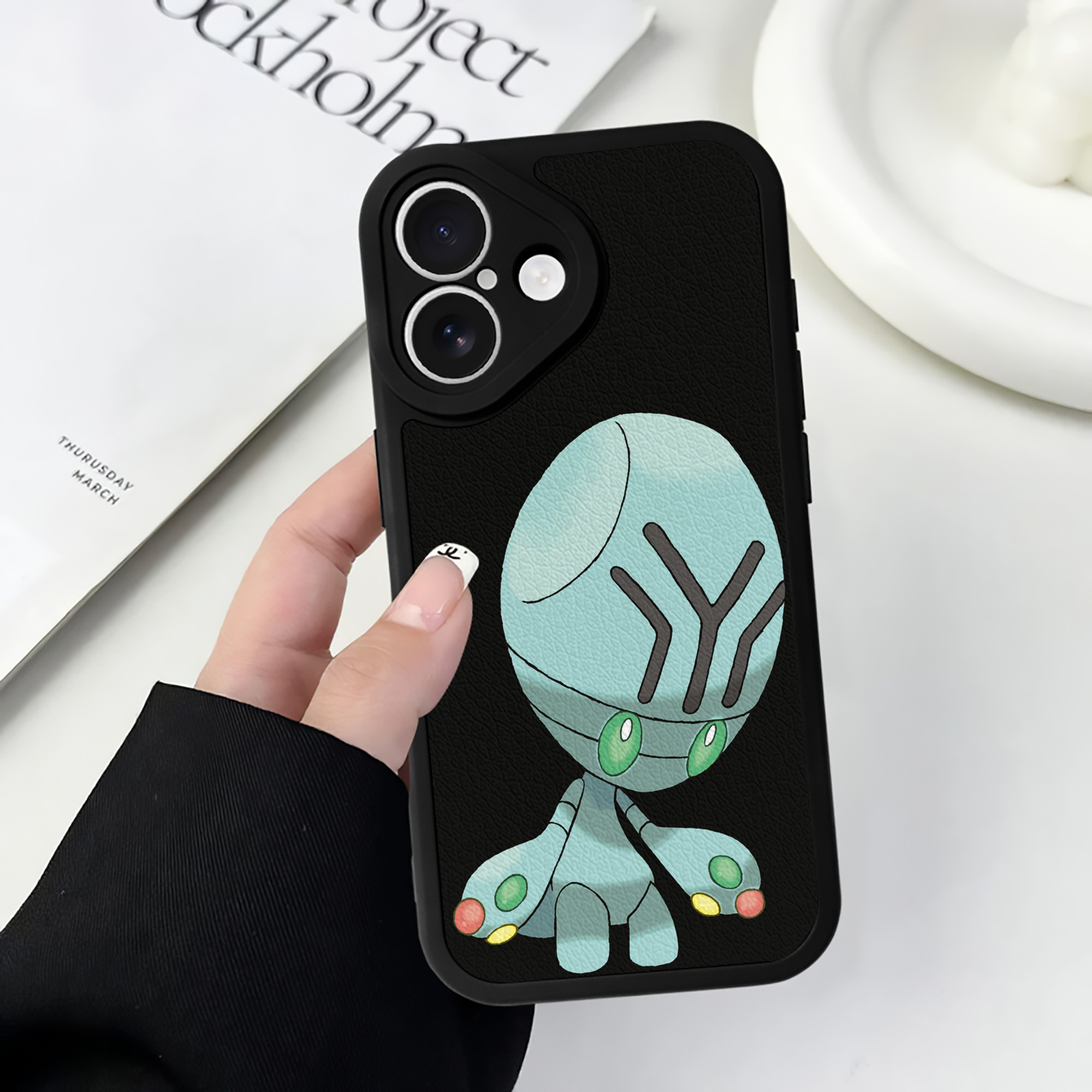 （画像用） ポケットモンスター Pokémon 【iPhone 16シリーズ対応】シリコンスマホケース（レザー調） 材質：シリコン